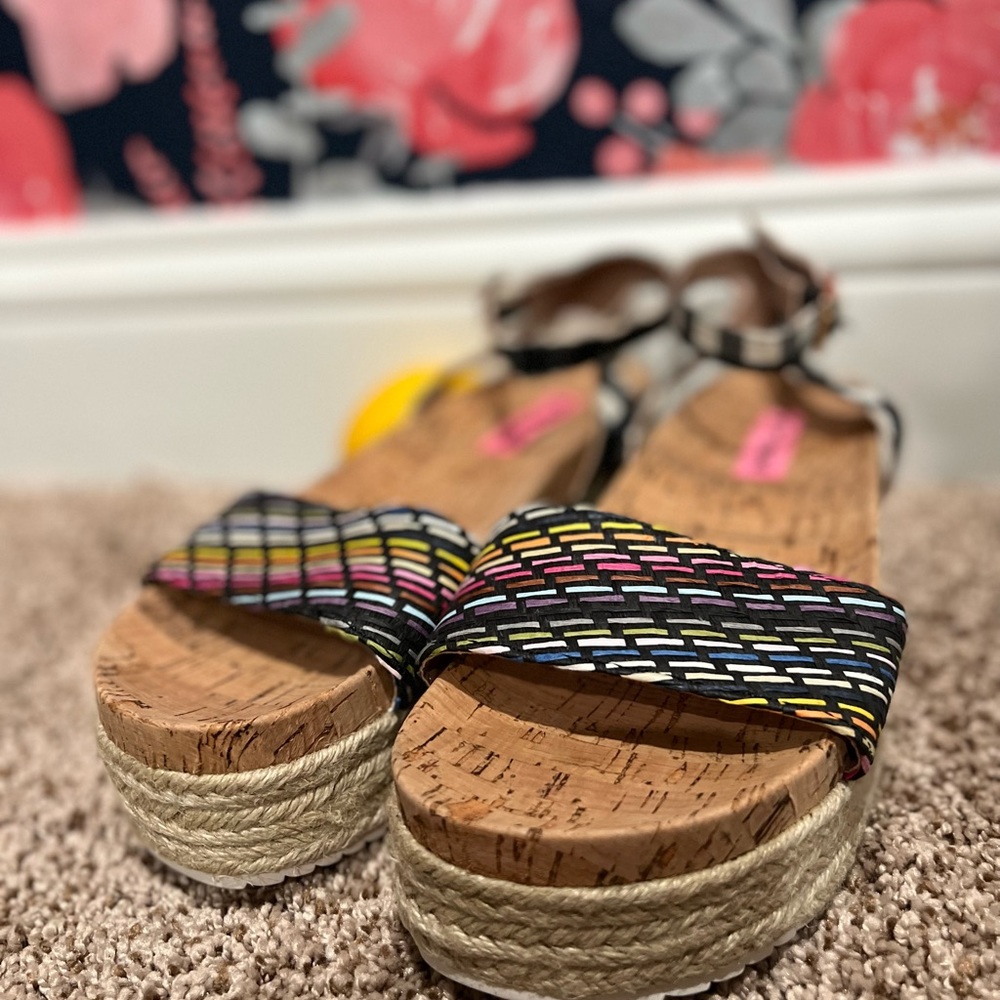 Betsy Johnson Thelma Espadrilles SZ8 NWOT